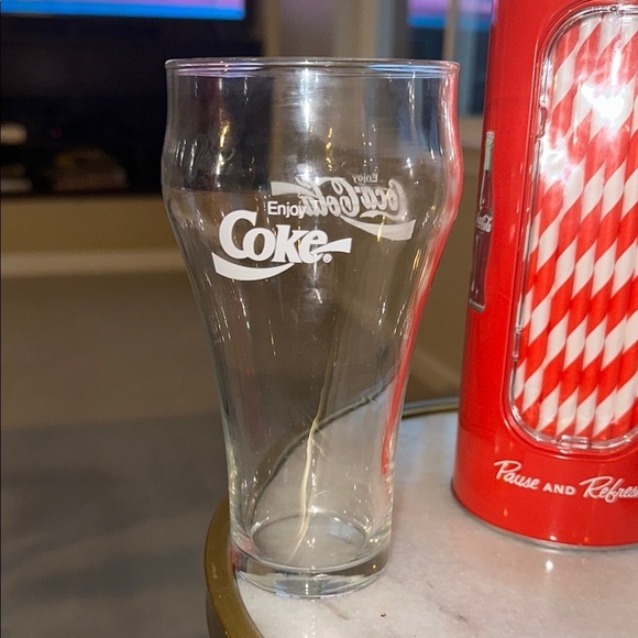 Coca-Cola Glass Set with Straw Dispenser - Picture 4 of 5